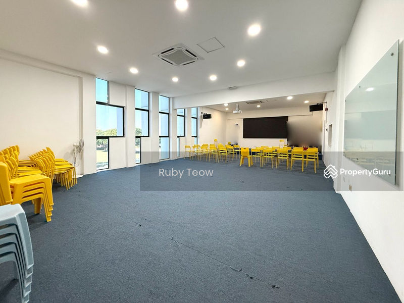 For Rent - Eco Business Park 1 Phase 1 – 1.5 Storey Semi-Detached Factory (Corner Lot) for Rent