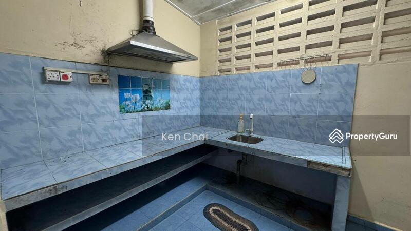 For Sale - Desa Cemerlang