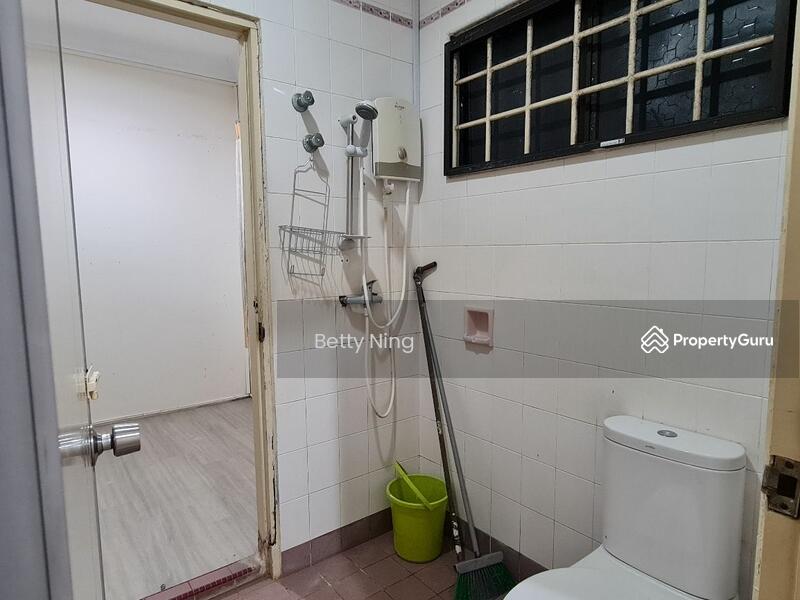 For Rent - 2-storey Terrace House at SS2