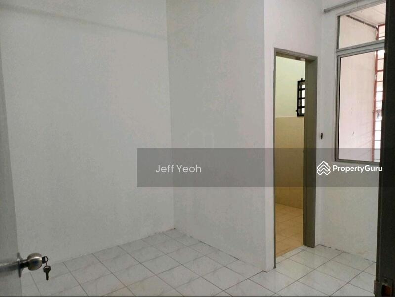 For Sale - Bandar Puteri Jaya 1Storey Terrace