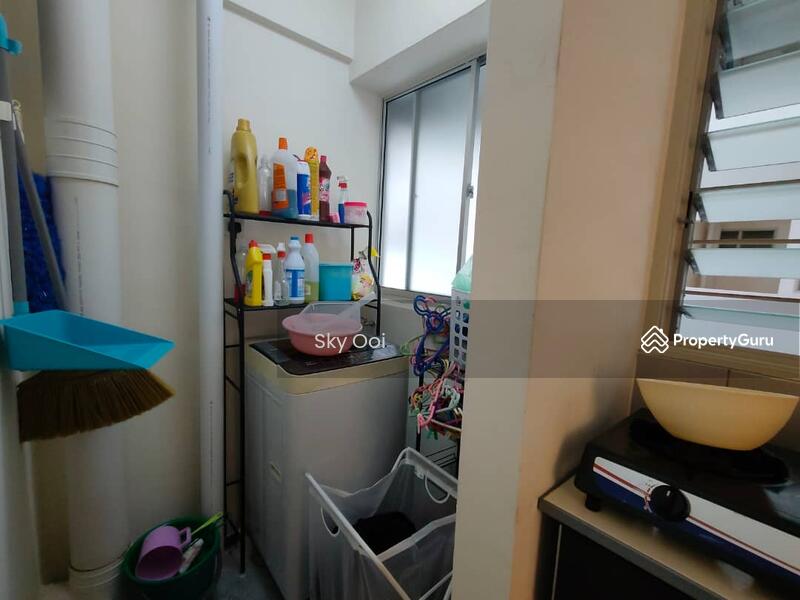 For Sale - Dua Residensi