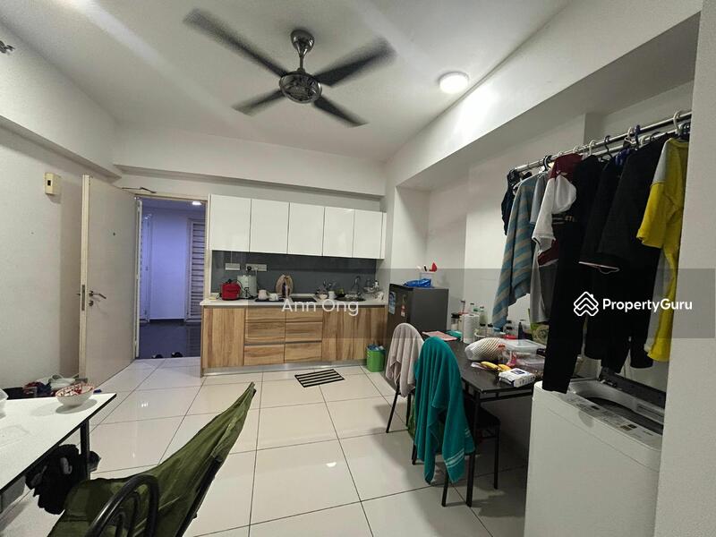 Untuk Dijual - Avenue D'Vogue