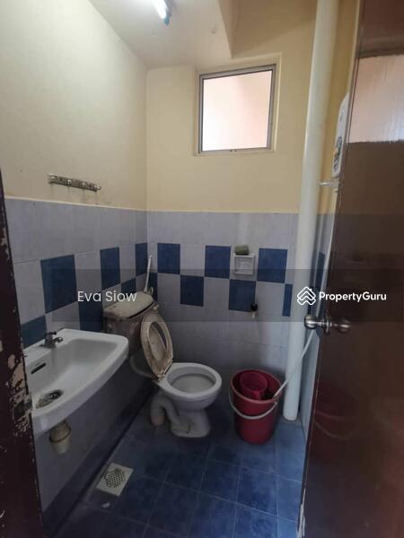 For Sale - Nusa Bestari Shoplot Apartment
