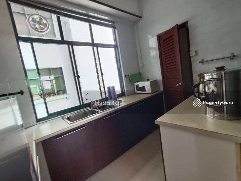 For Rent - Costa Mahkota