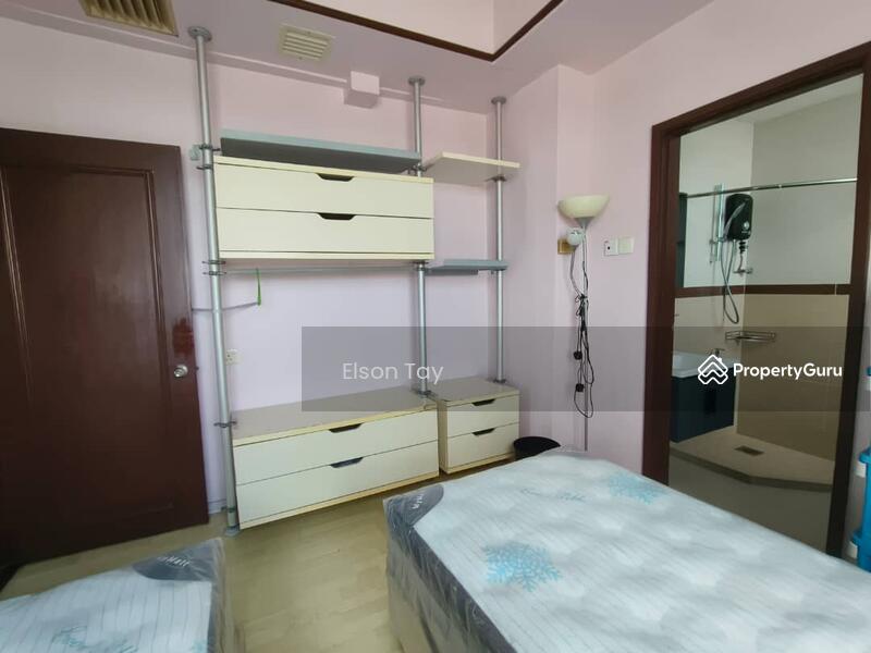 For Rent - Costa Mahkota