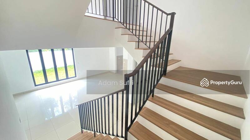 For Sale - 3-storey Terraced House at Desa Melawati