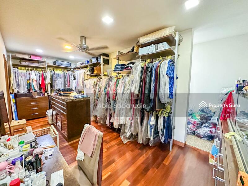 Untuk Dijual - Fully Renovated 2.5 Storey Bungalow @ Cemerlang Heights, Taman Melati