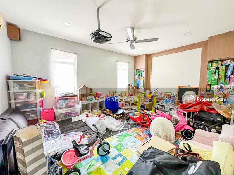 Untuk Dijual - Fully Renovated 2.5 Storey Bungalow @ Cemerlang Heights, Taman Melati