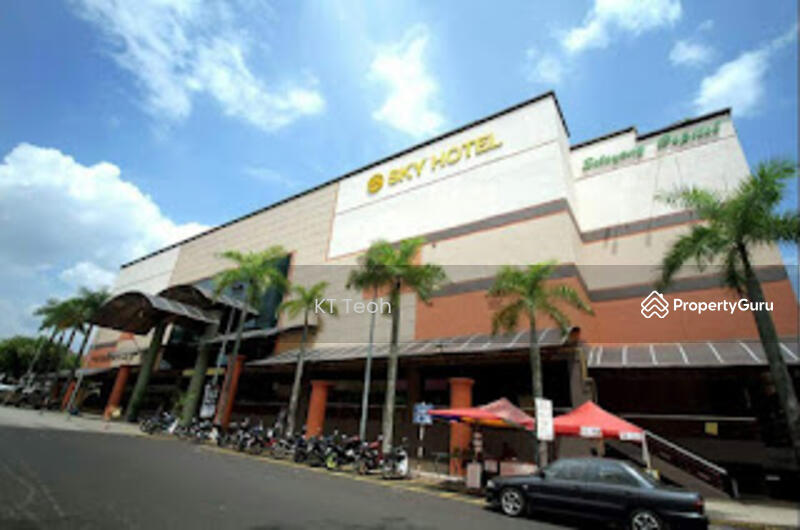 Untuk Dijual - Below Market Value; End Lot Retail Unit @ Selayang Capitol Complex