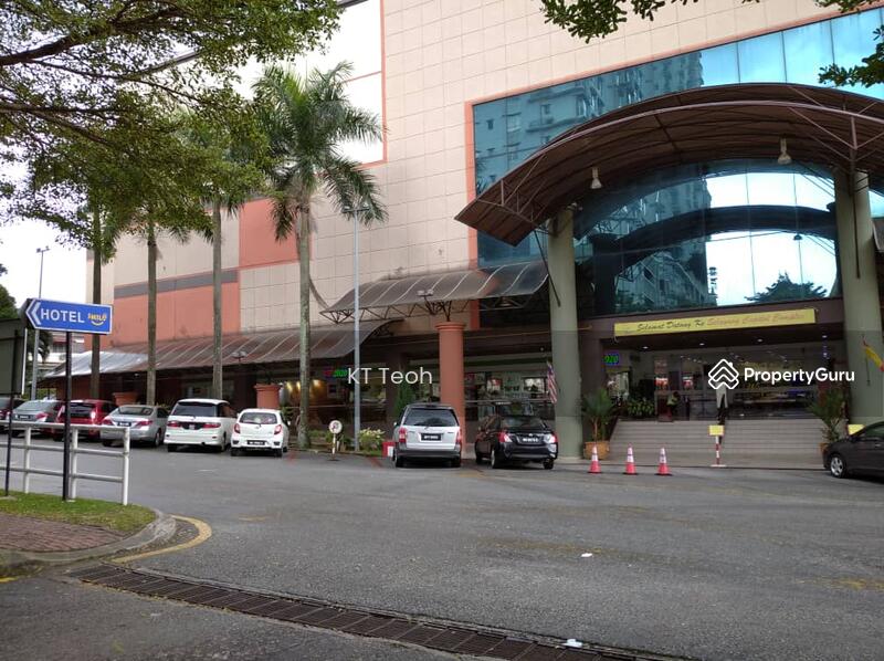 Untuk Dijual - Below Market Value; End Lot Retail Unit @ Selayang Capitol Complex