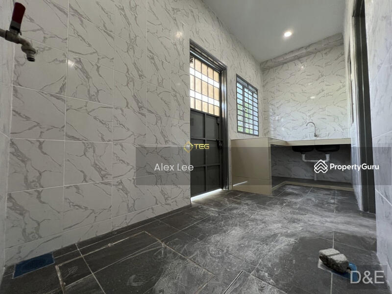 For Sale - Chi Liung