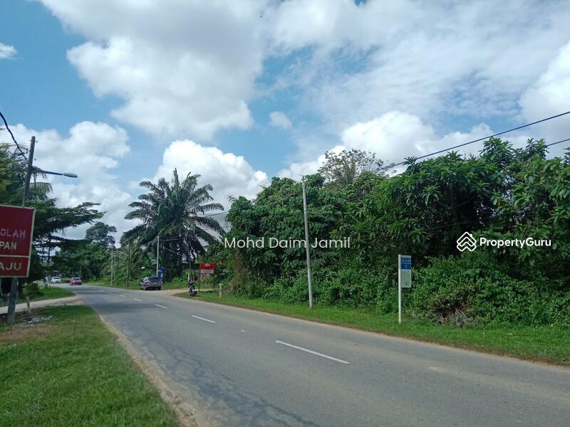 For Sale - [Non Bumi] + Facing Main Road