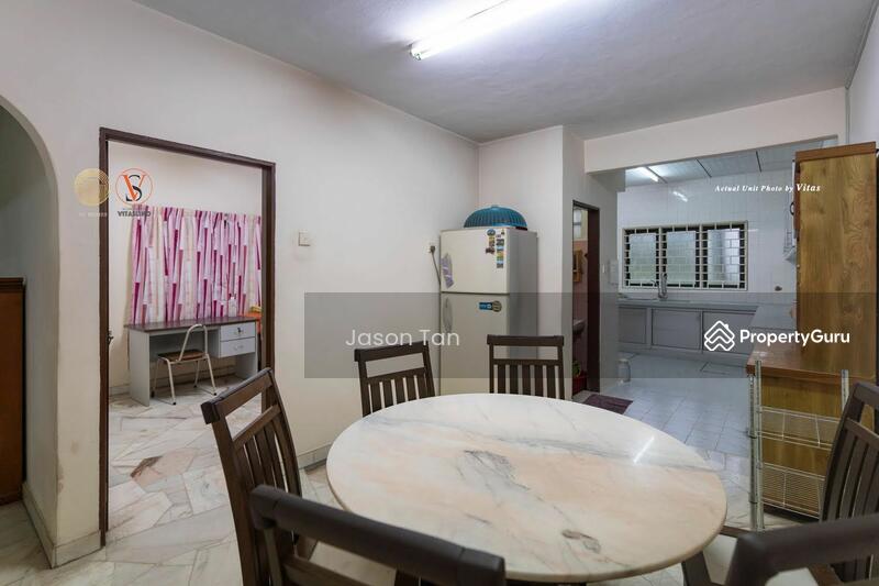 For Sale - 2-storey Terrace House at Taman Berkeley