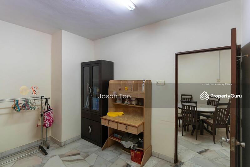 For Sale - 2-storey Terrace House at Taman Berkeley