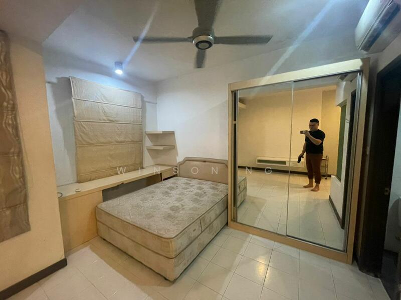 For Rent - Ritze Perdana 1