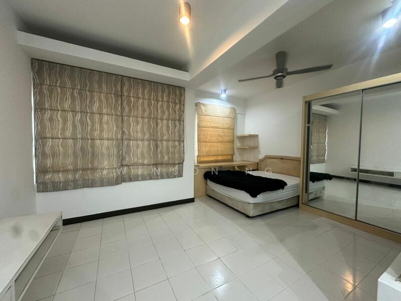 For Rent - Ritze Perdana 1