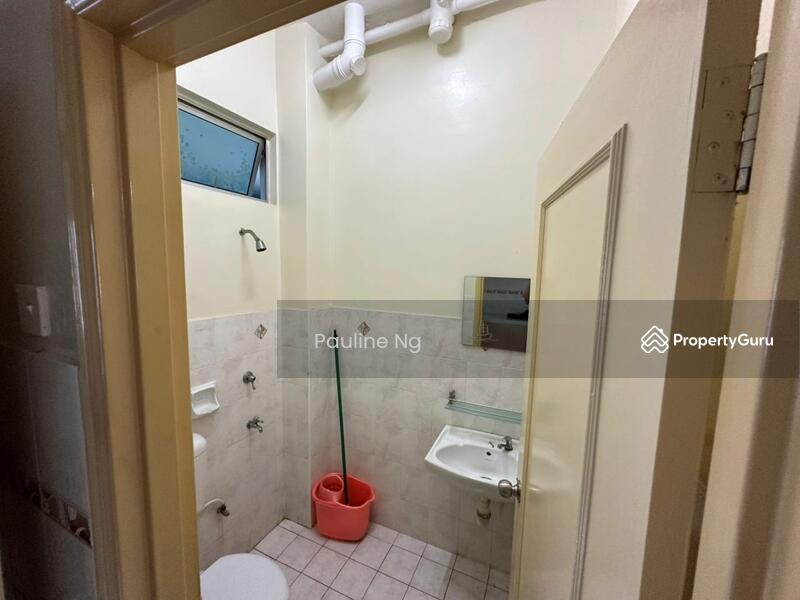 Untuk Disewa - 2-storey Terrace House at Austin Perdana
