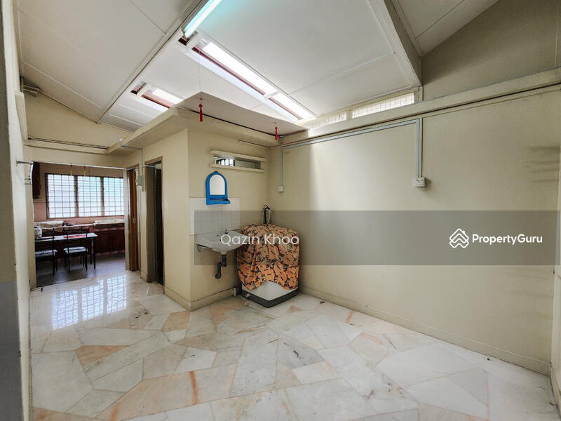 For Rent - Canning Garden Single Storey Terrace Intermediate Corner house