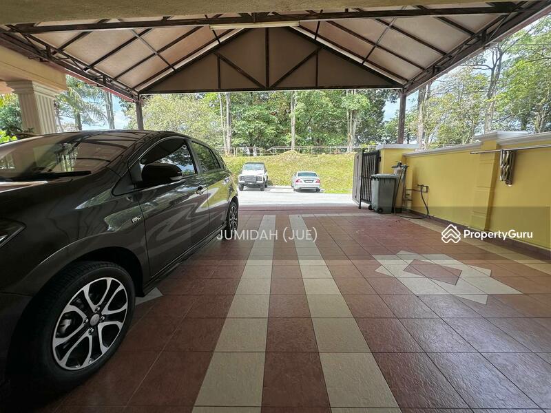 Facing open, spacious double storey, fully extended Saujana Impian, Ka