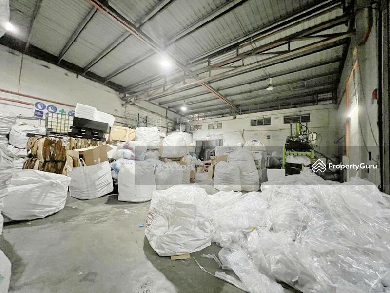 Untuk Dijual - Desa Idaman Senai, Semi D Factory, Bua 4,055 Sqf