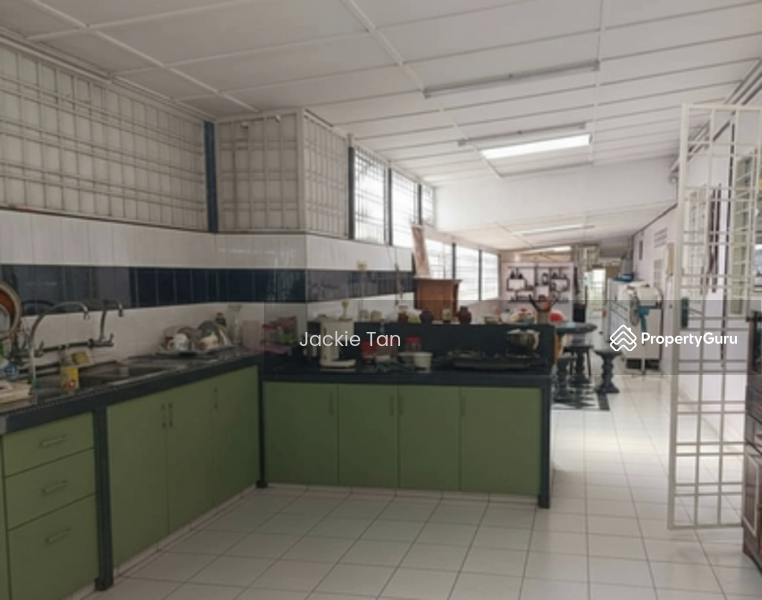 For Sale - Seksyen 4