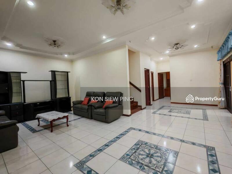 Untuk Disewa - Semi-Detached House at Tabuan Heights