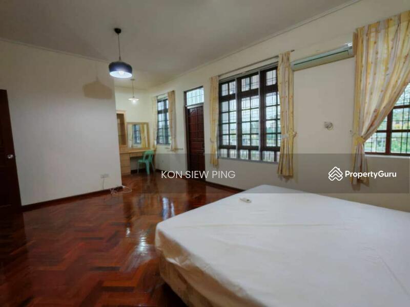 Untuk Disewa - Semi-Detached House at Tabuan Heights