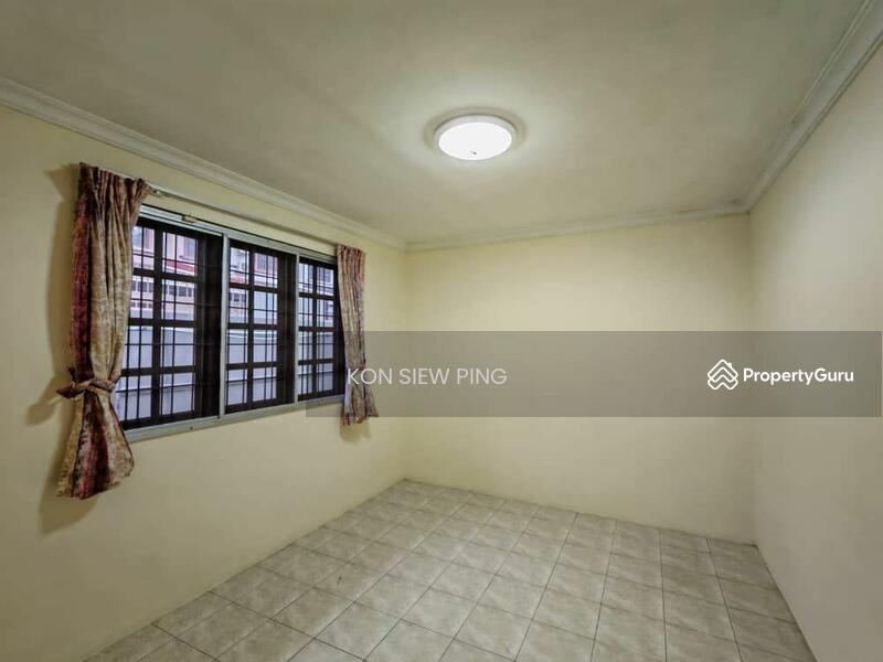 Untuk Disewa - Semi-Detached House at Tabuan Heights