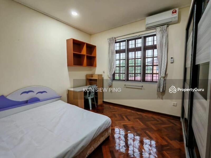 Untuk Disewa - Semi-Detached House at Tabuan Heights
