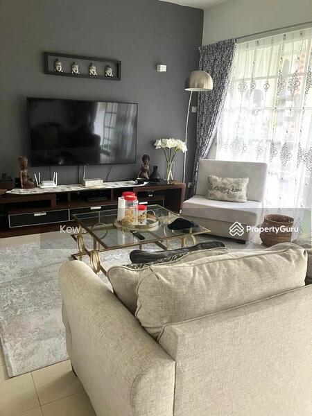For Rent - Enau Court