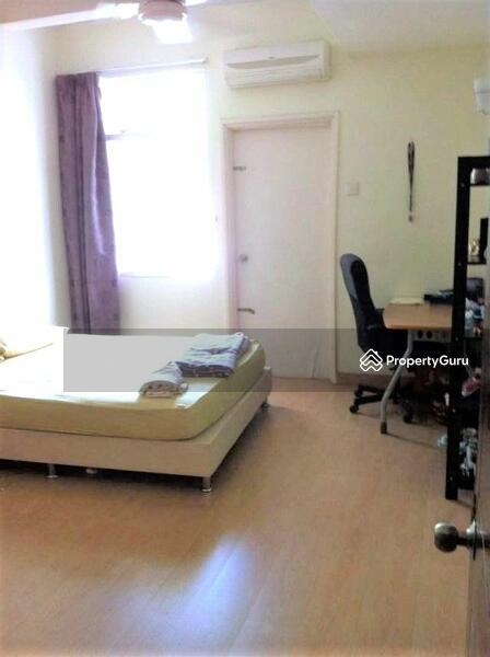 For Rent - Enau Court
