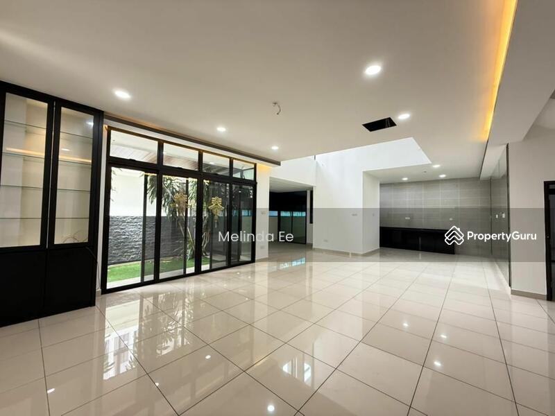 Untuk Dijual - Ulu Tiram Arista Taman Gaya Fully Renovated 2 Storey Semi D 5bed
