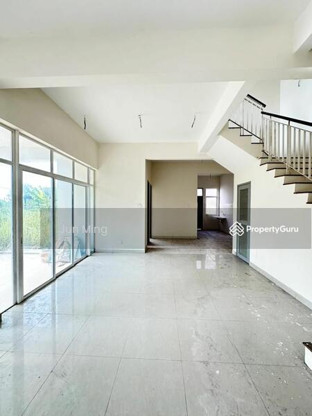 For Sale - Semi-Detached House at Taman Pelangi Semenyih 2