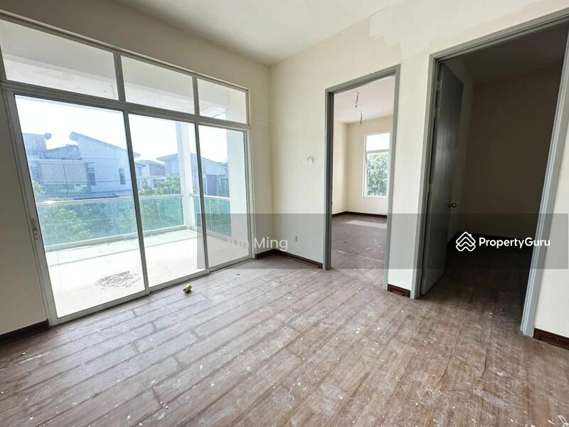 For Sale - Semi-Detached House at Taman Pelangi Semenyih 2