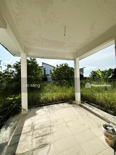 For Sale - Semi-Detached House at Taman Pelangi Semenyih 2