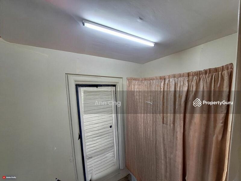 Untuk Dijual - Townhouse at Batu 9