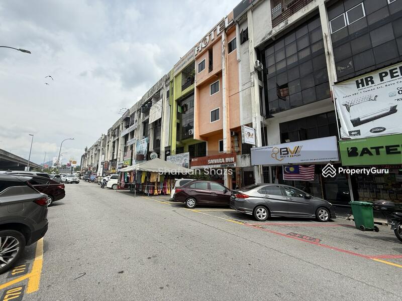 For Sale - FOR SALE: Ground Floor Shoplot Facing Mainroad Taman Sri Batu Caves