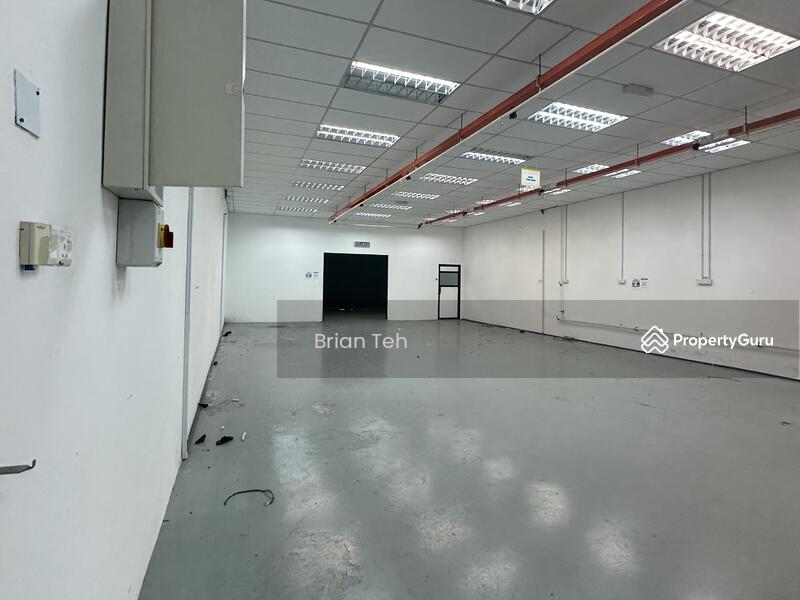 For Rent - 1.5 Storey Terrace Light Industrial Factory Rent at Jalan Sungai Tiram