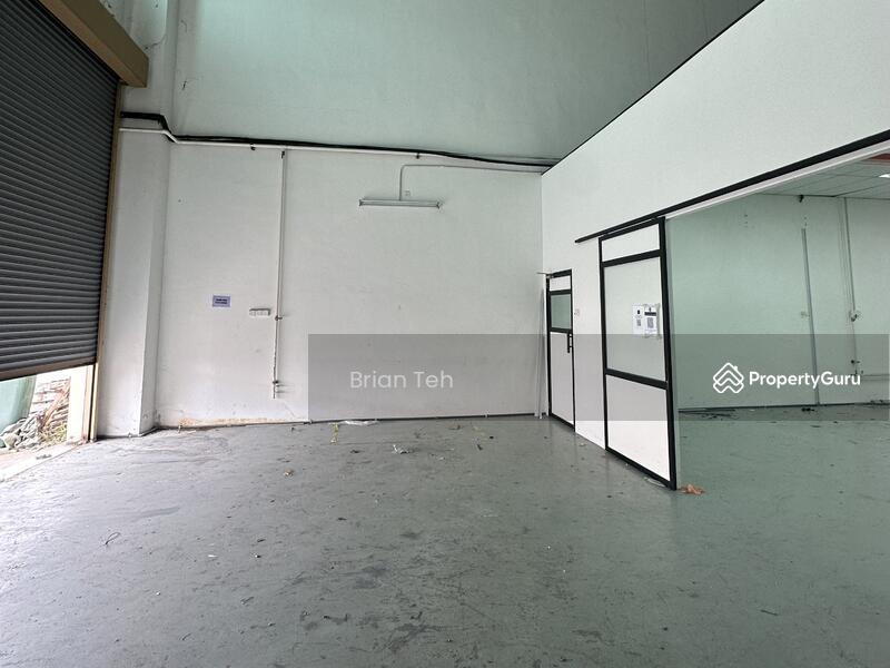 For Rent - 1.5 Storey Terrace Light Industrial Factory Rent at Jalan Sungai Tiram