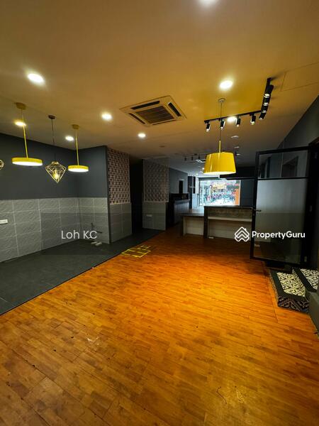 Untuk Disewa - Kelana Jaya ss6 Two Adjoining Shop