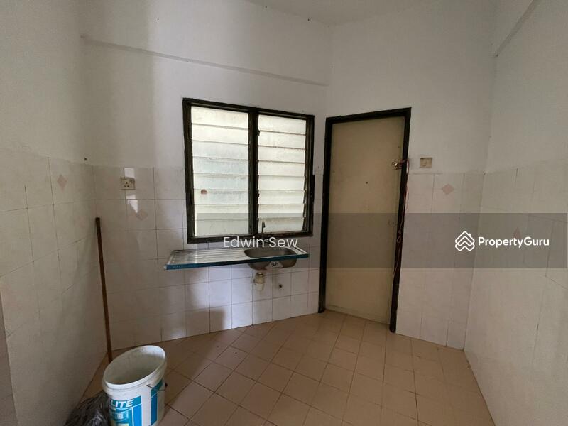 For Sale - AraMas