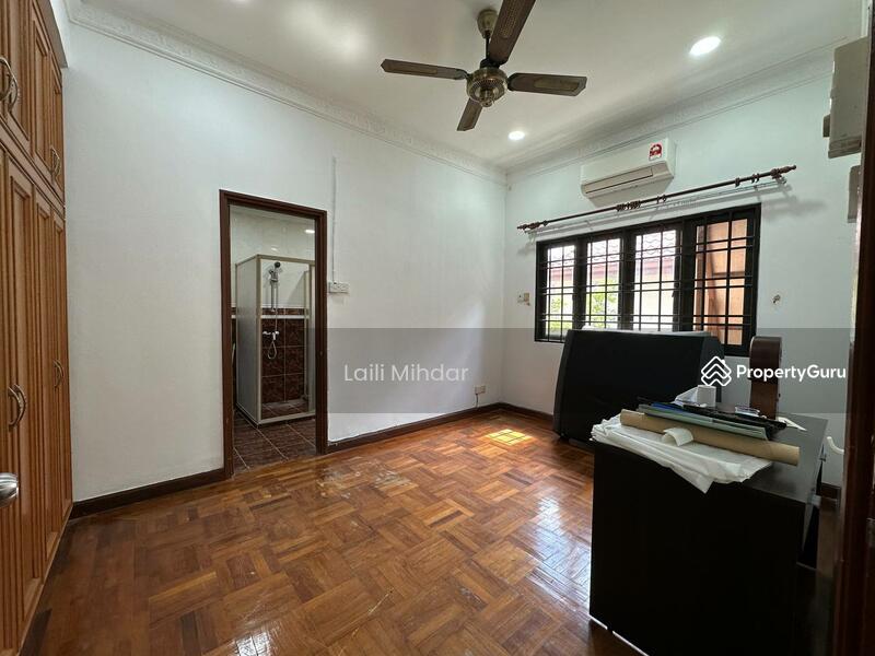 For Sale - USJ 17 Double Storey Semi-Detached House For Sale Facing Open