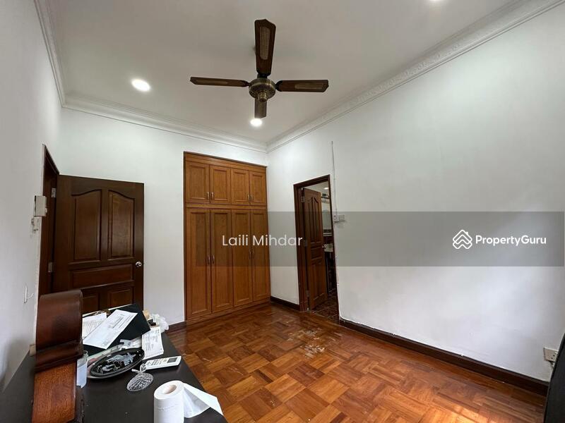 For Sale - USJ 17 Double Storey Semi-Detached House For Sale Facing Open