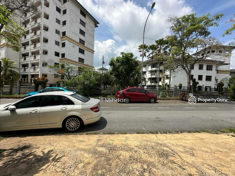 For Sale - USJ 17 Double Storey Semi-Detached House For Sale Facing Open