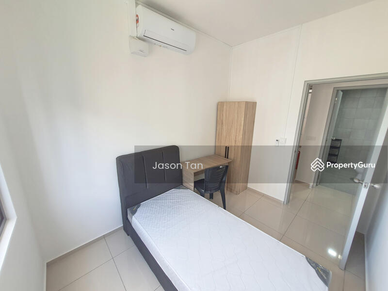 Untuk Disewa - One Equine