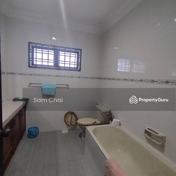 Untuk Dijual - Taman Serene Park Double Storey Bungalow Corner