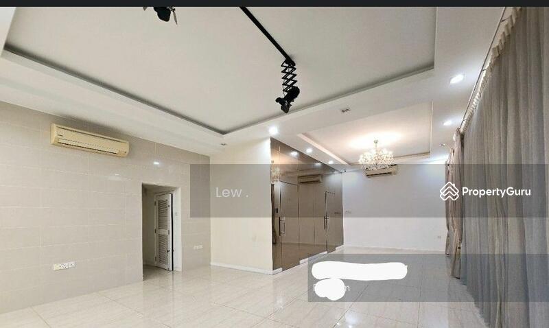 Untuk Dijual - Semi-Detached House at The Rafflesia