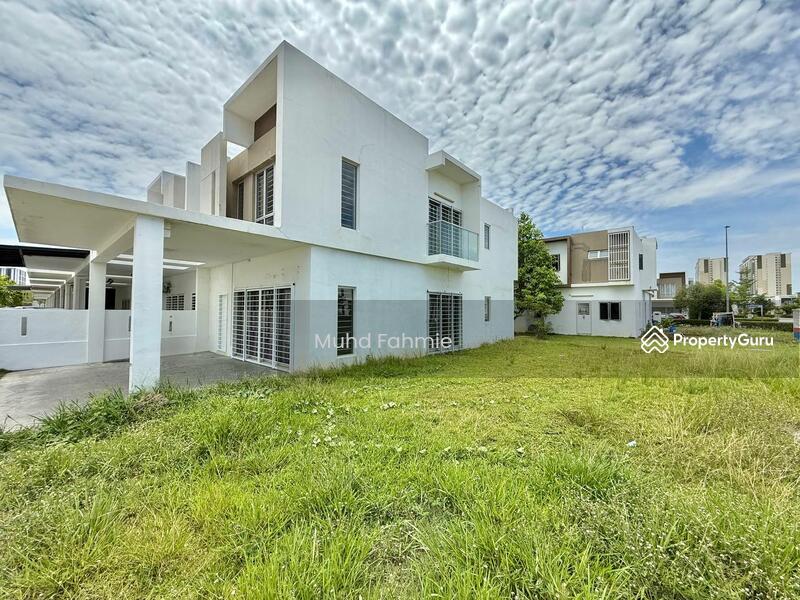 Casa Green, Cybersouth