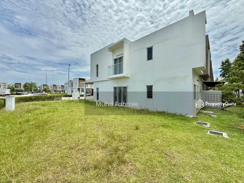 Casa Green, Cybersouth