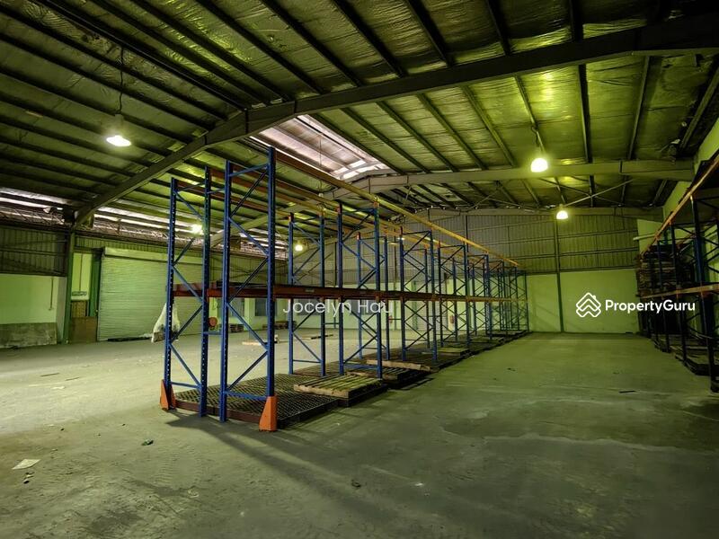 Untuk Disewa - Semi-D factory at Taman Johor